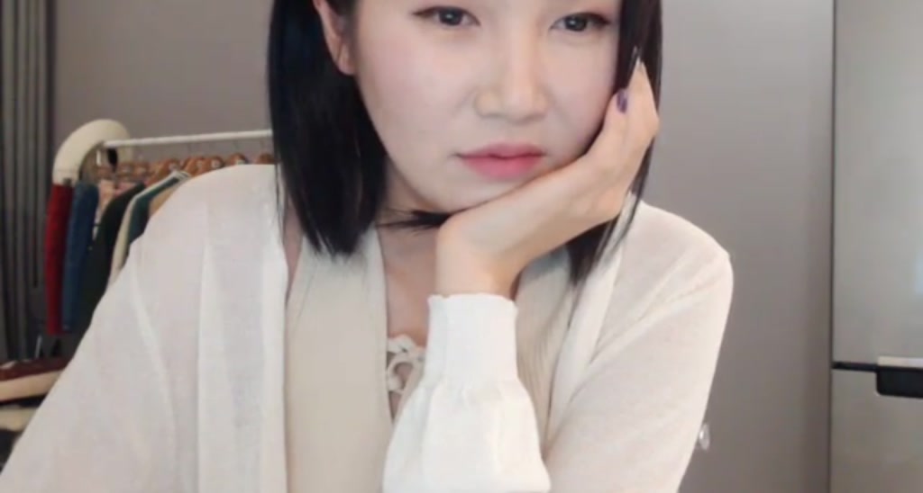 ItsMeMina video thumbnail