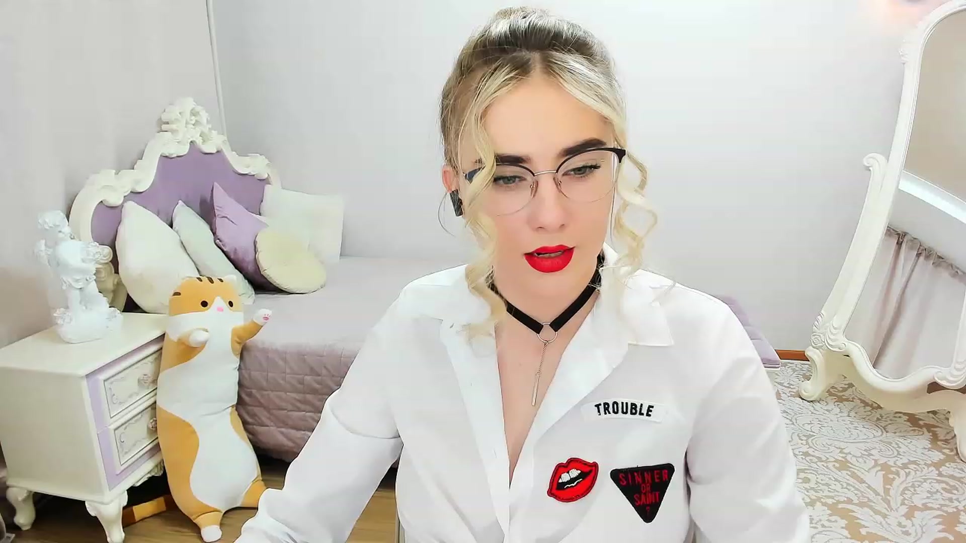 Auroraa__ video thumbnail