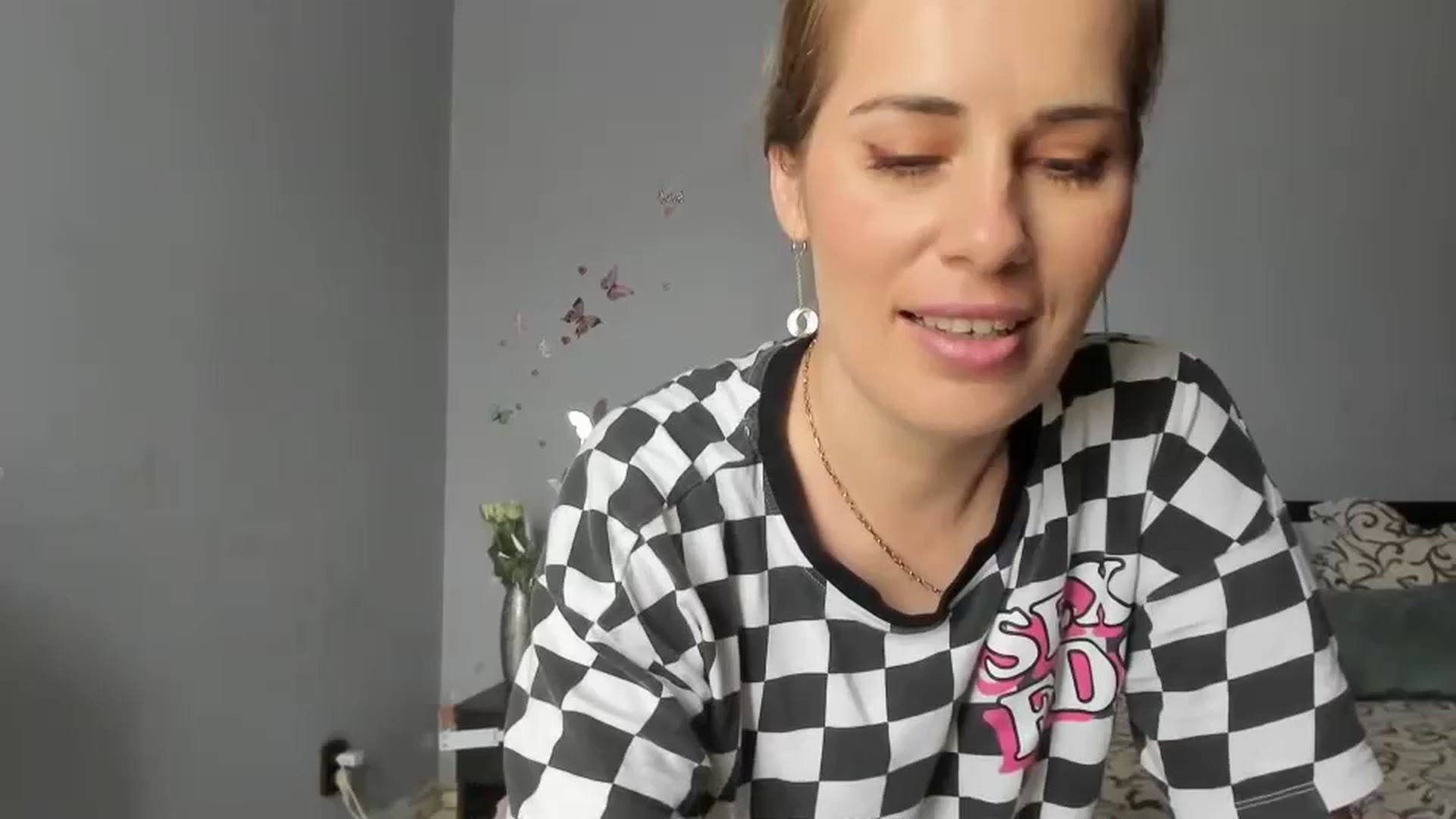 PrettyWomen31 video thumbnail
