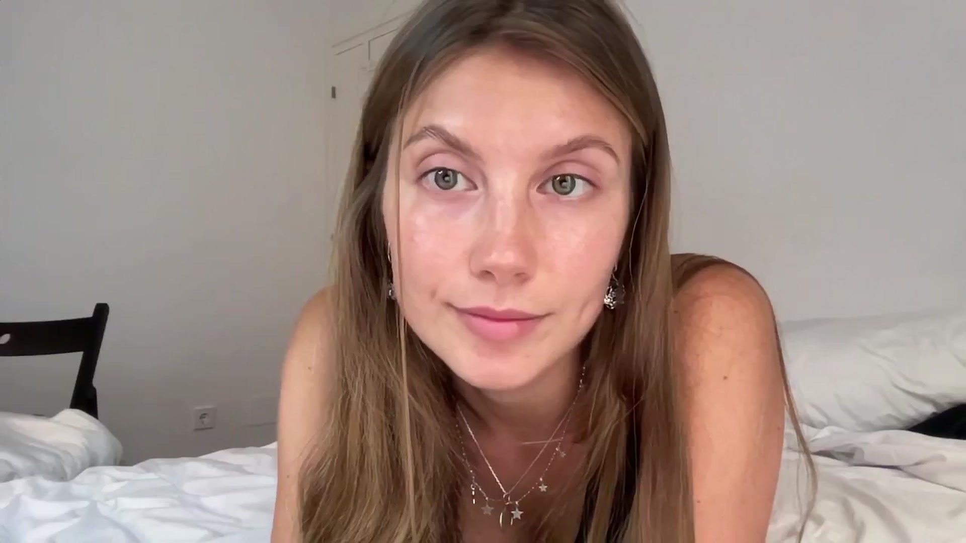 JasSurfGirl video thumbnail