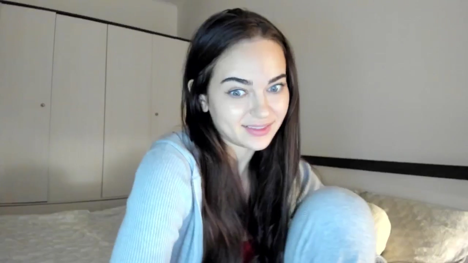 BeeTheQueen video thumbnail