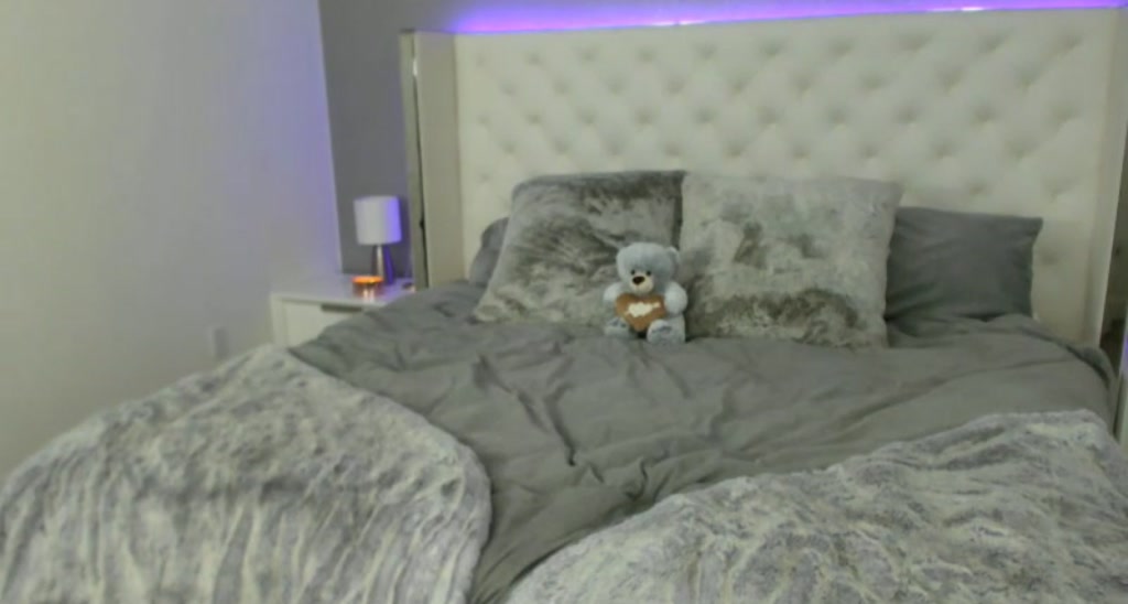 ReyasRoom video thumbnail