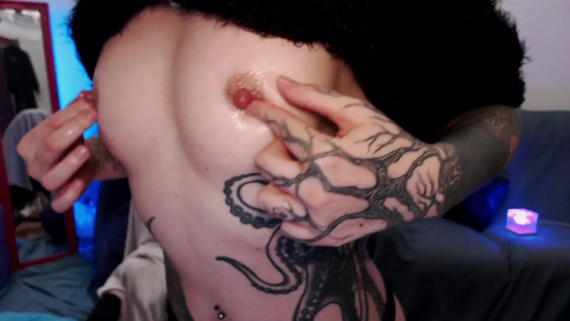 HeyAriel video thumbnail