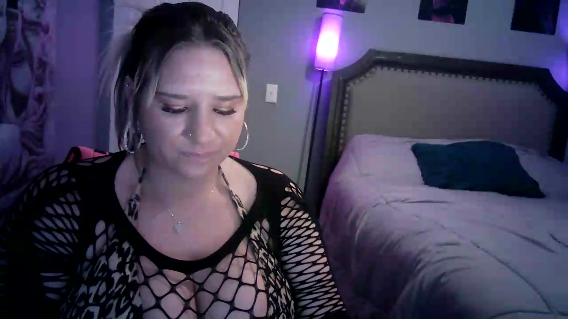 LusciousLindz video thumbnail