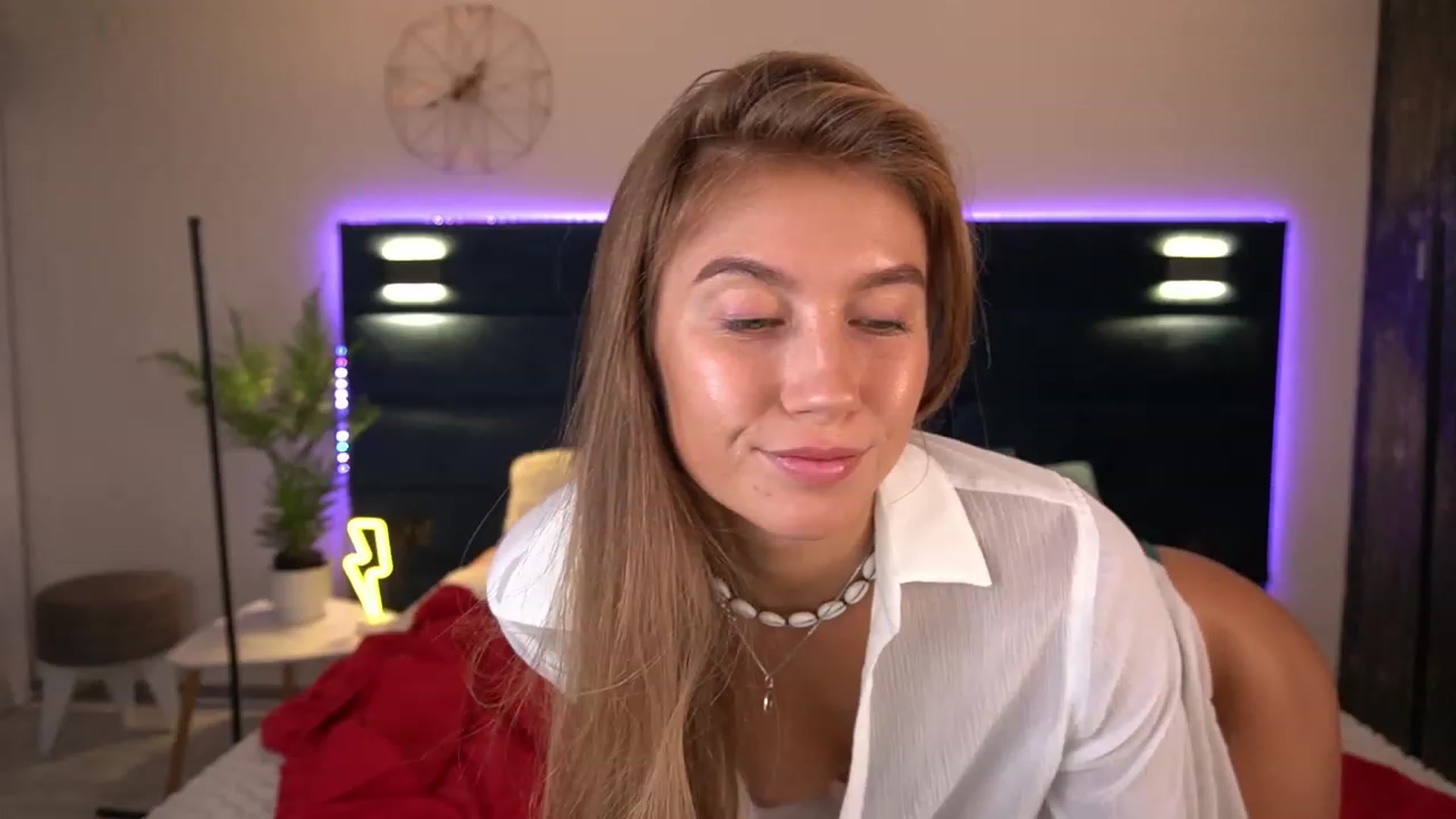 BaliSurfGirl video thumbnail