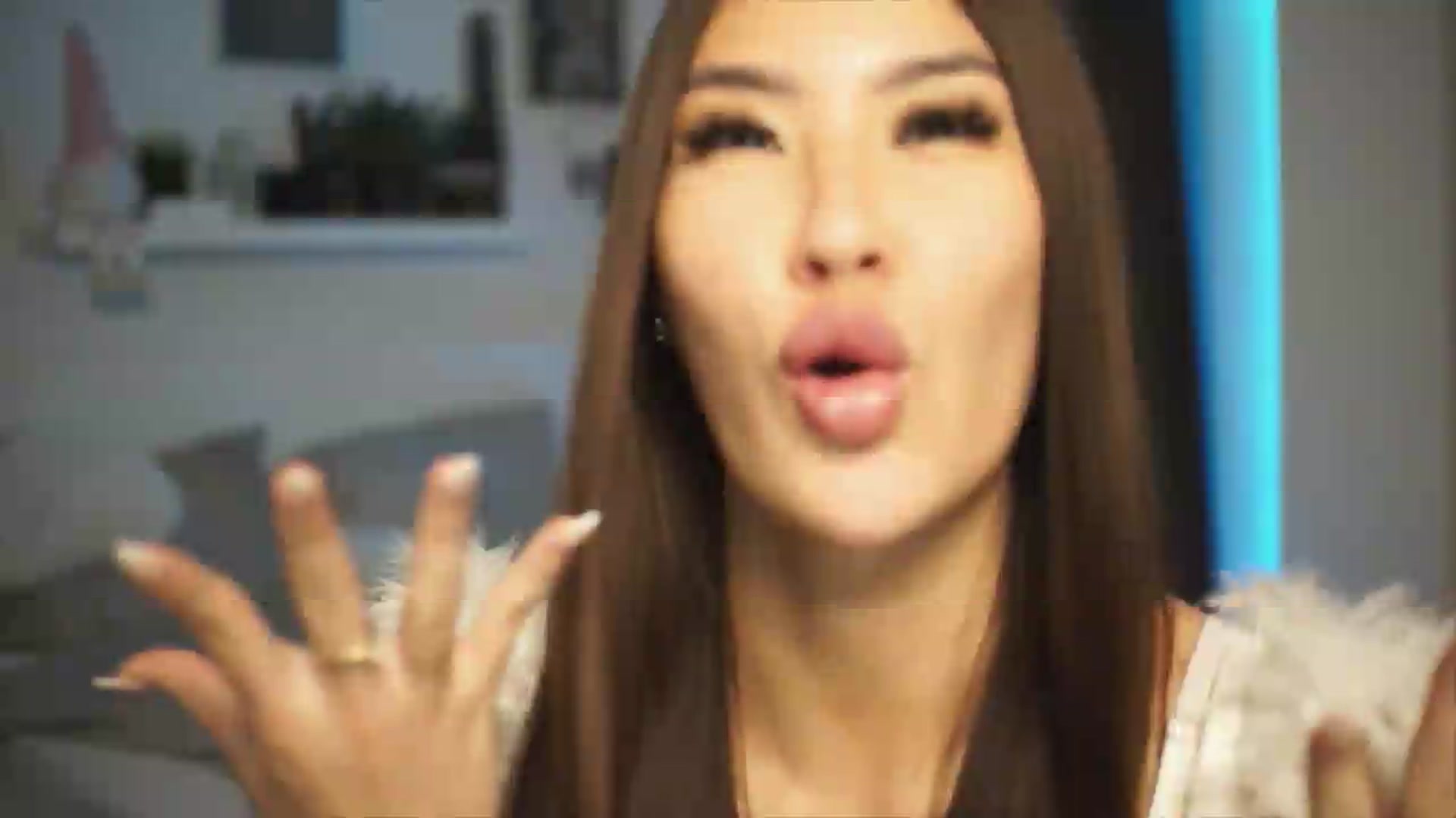 SimpleMai video thumbnail