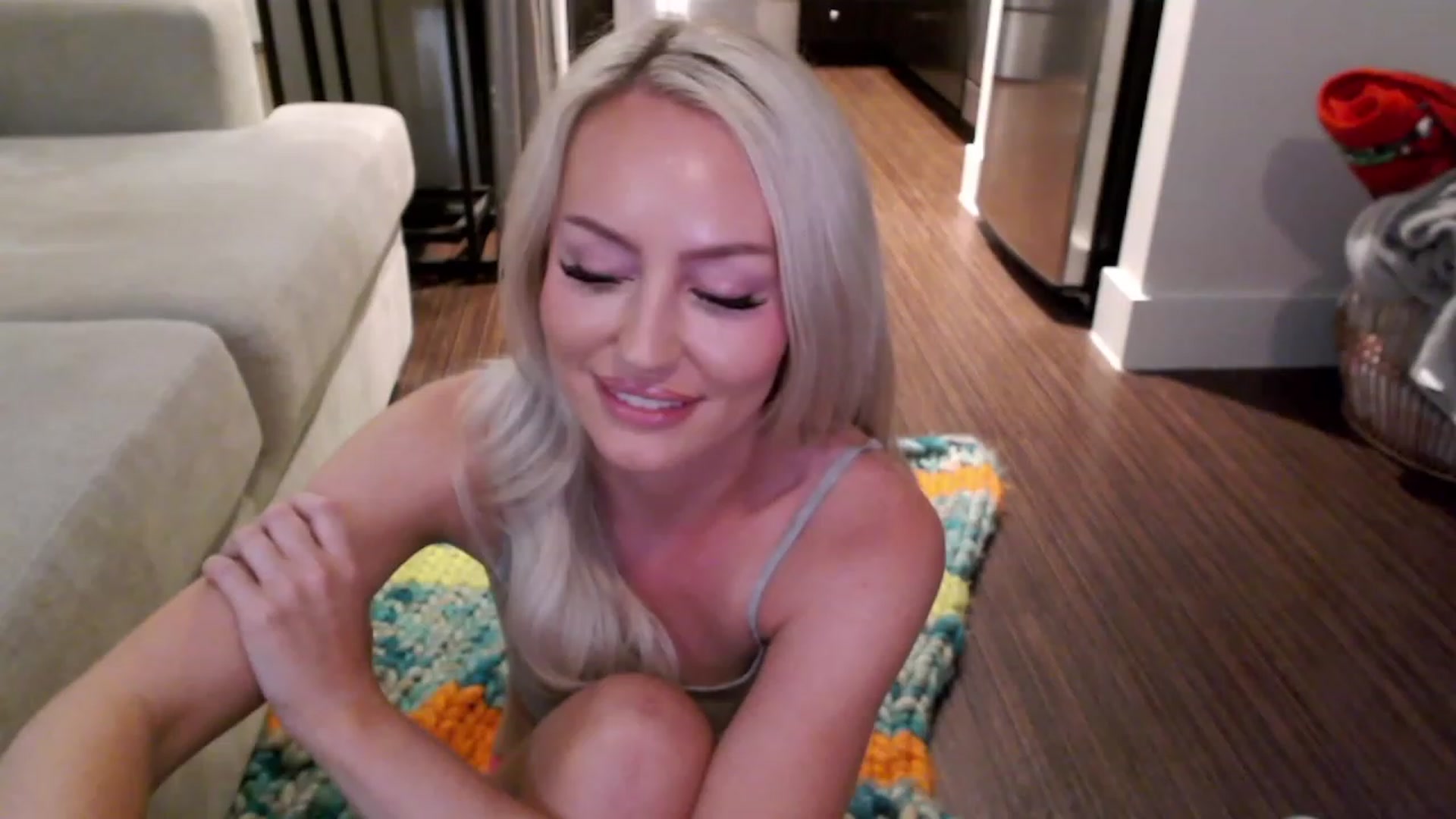 Officialelsa video thumbnail