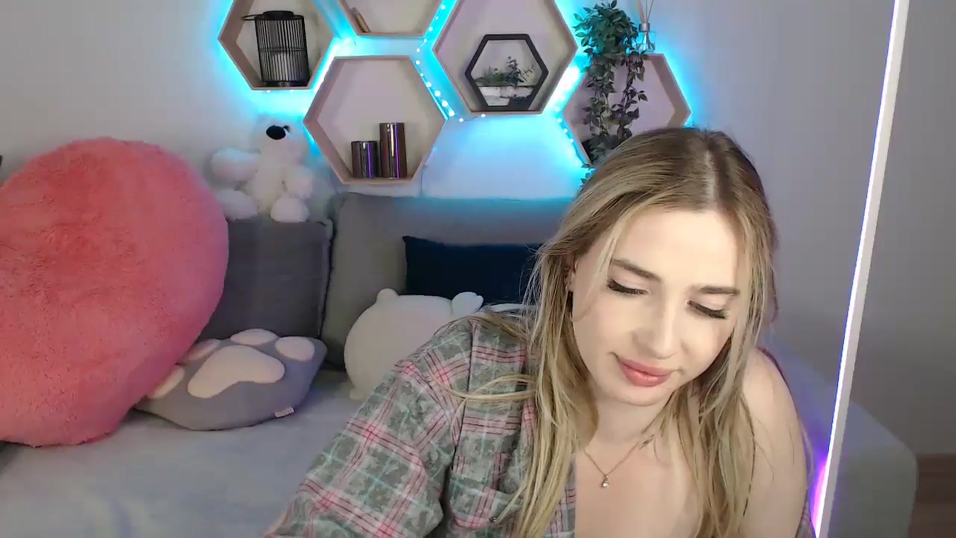 SabrinaViolet video thumbnail