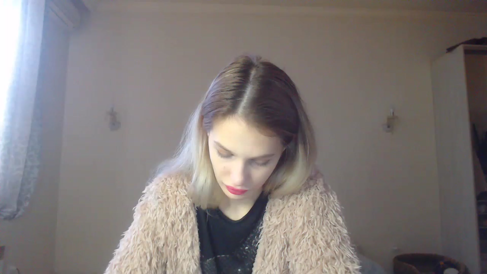 Lola_vi video thumbnail