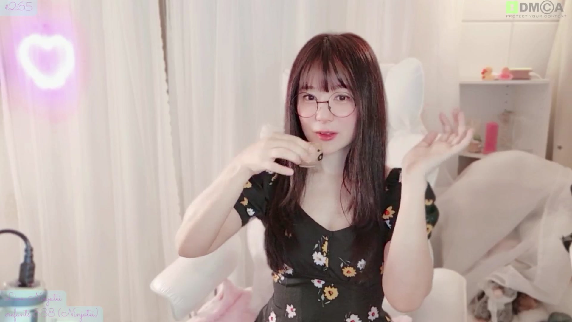 meowtheworld video thumbnail