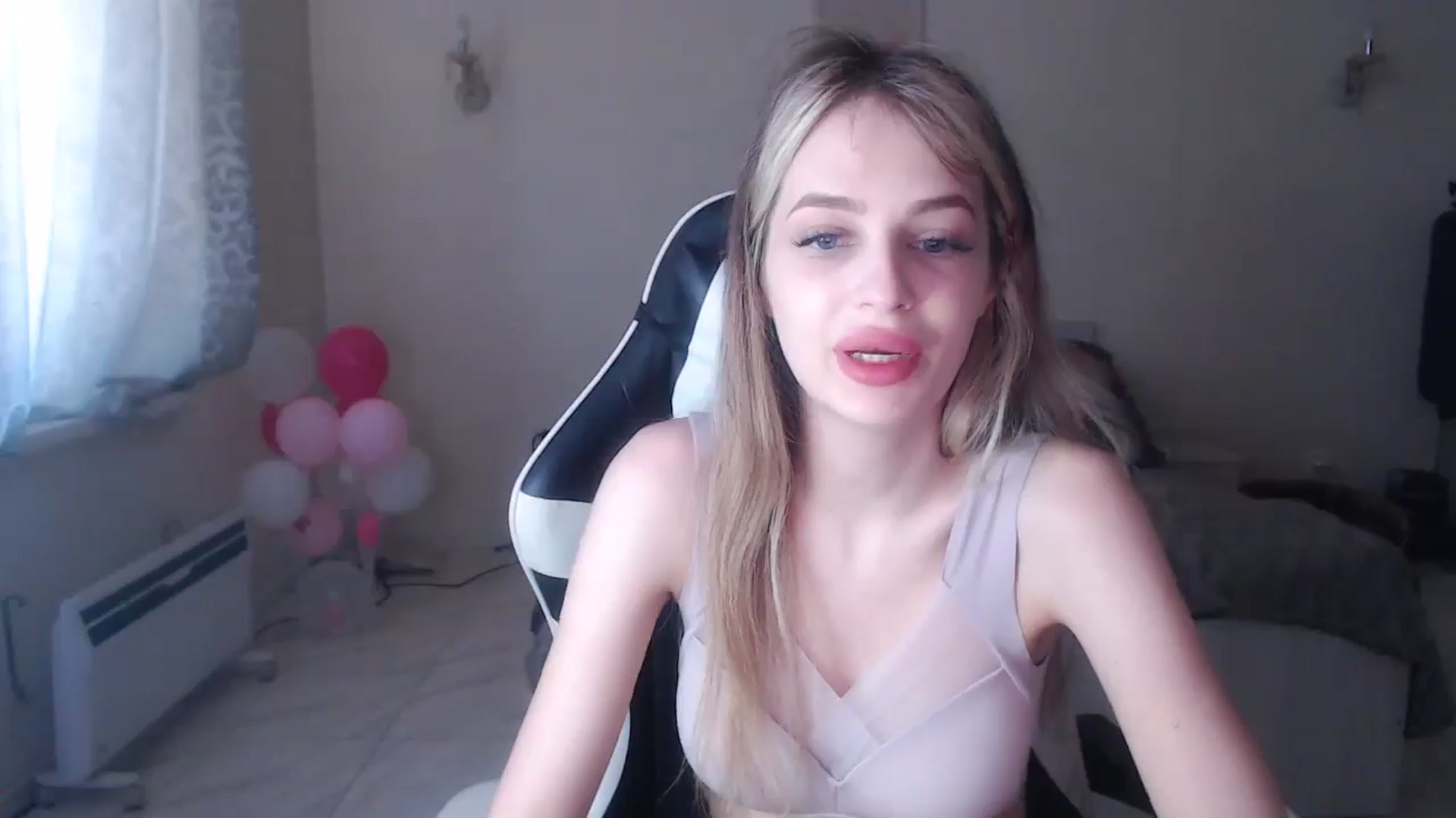 Lola_vi video thumbnail