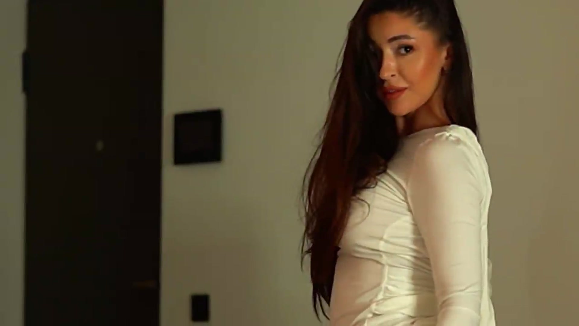 AshleyBae video thumbnail