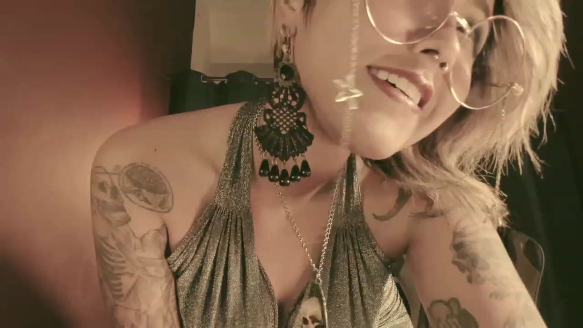 AbraxxysRadio video thumbnail