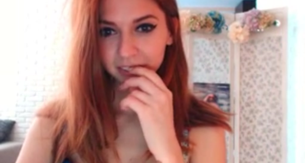KiraKissss video thumbnail