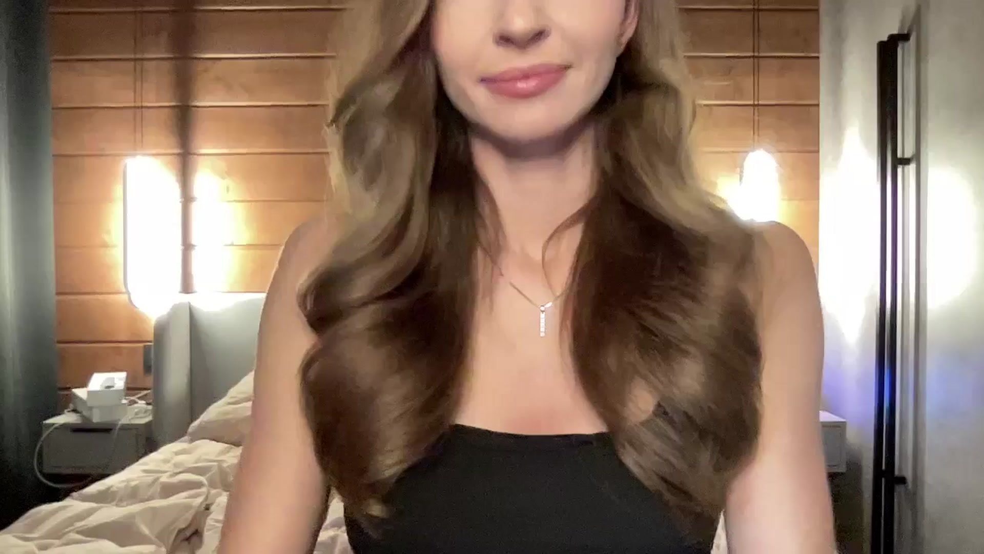 UniiqueMilana video thumbnail