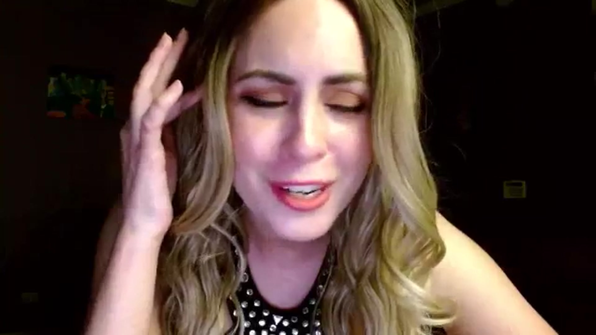 Mel_inLove video thumbnail