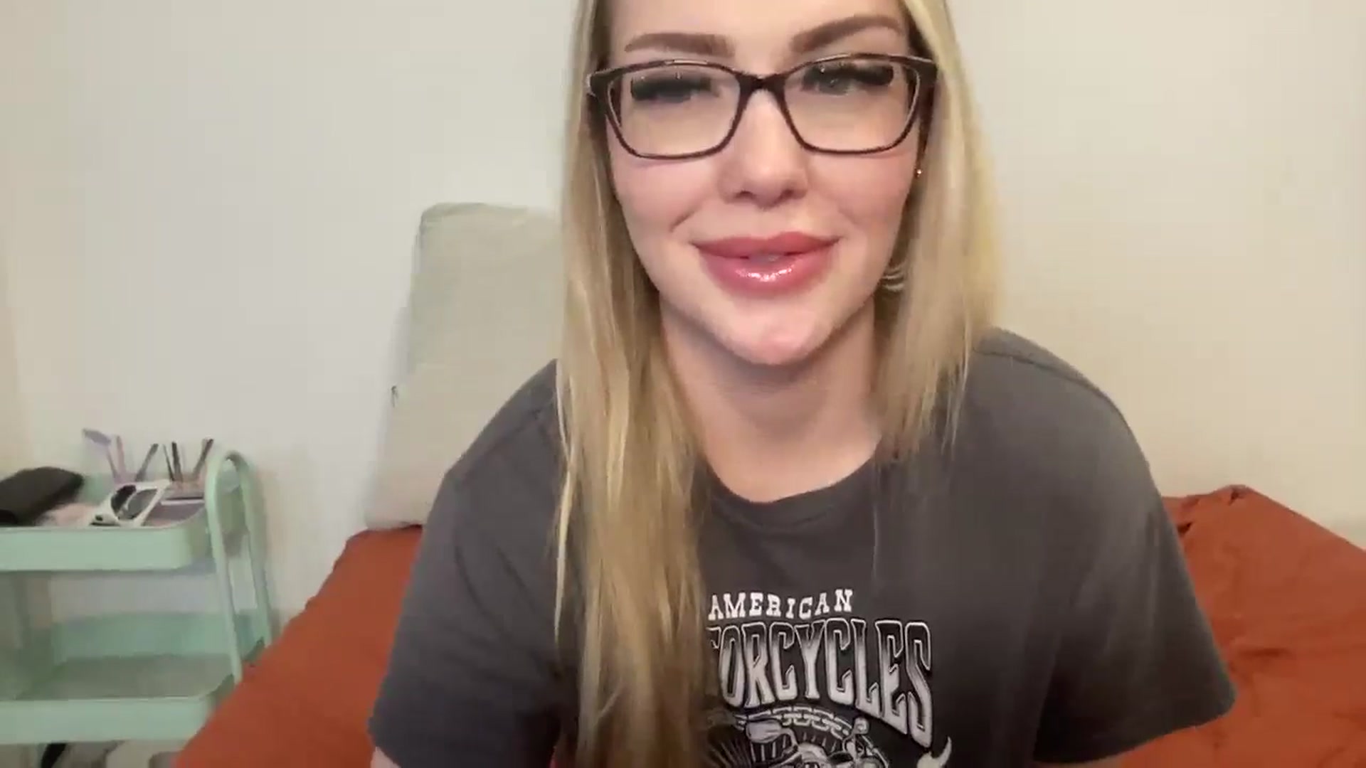 AshleyMarina video thumbnail