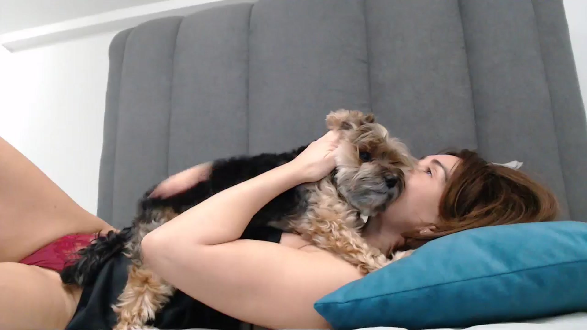 NormalGirl video thumbnail