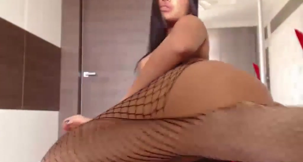 ClaSSyiSSie video thumbnail