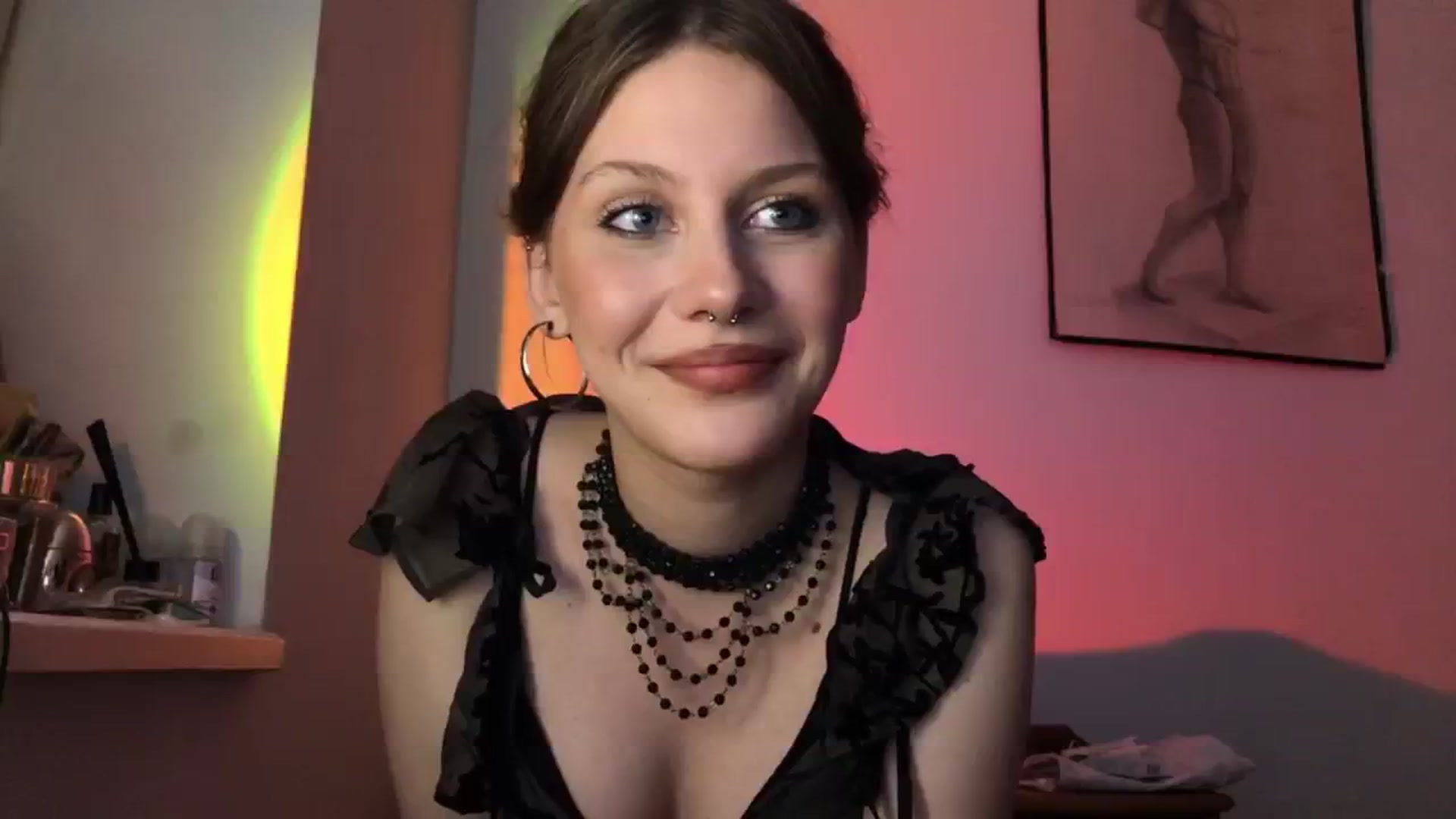 Moooreee video thumbnail