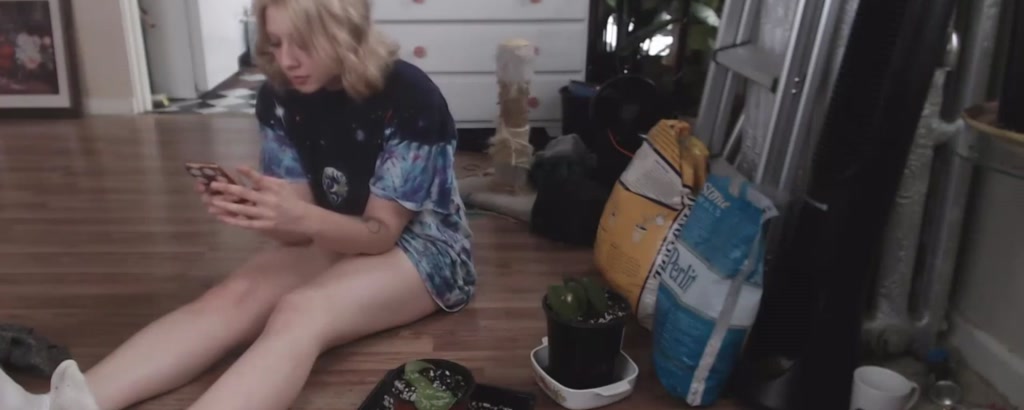 AliceKarina video thumbnail