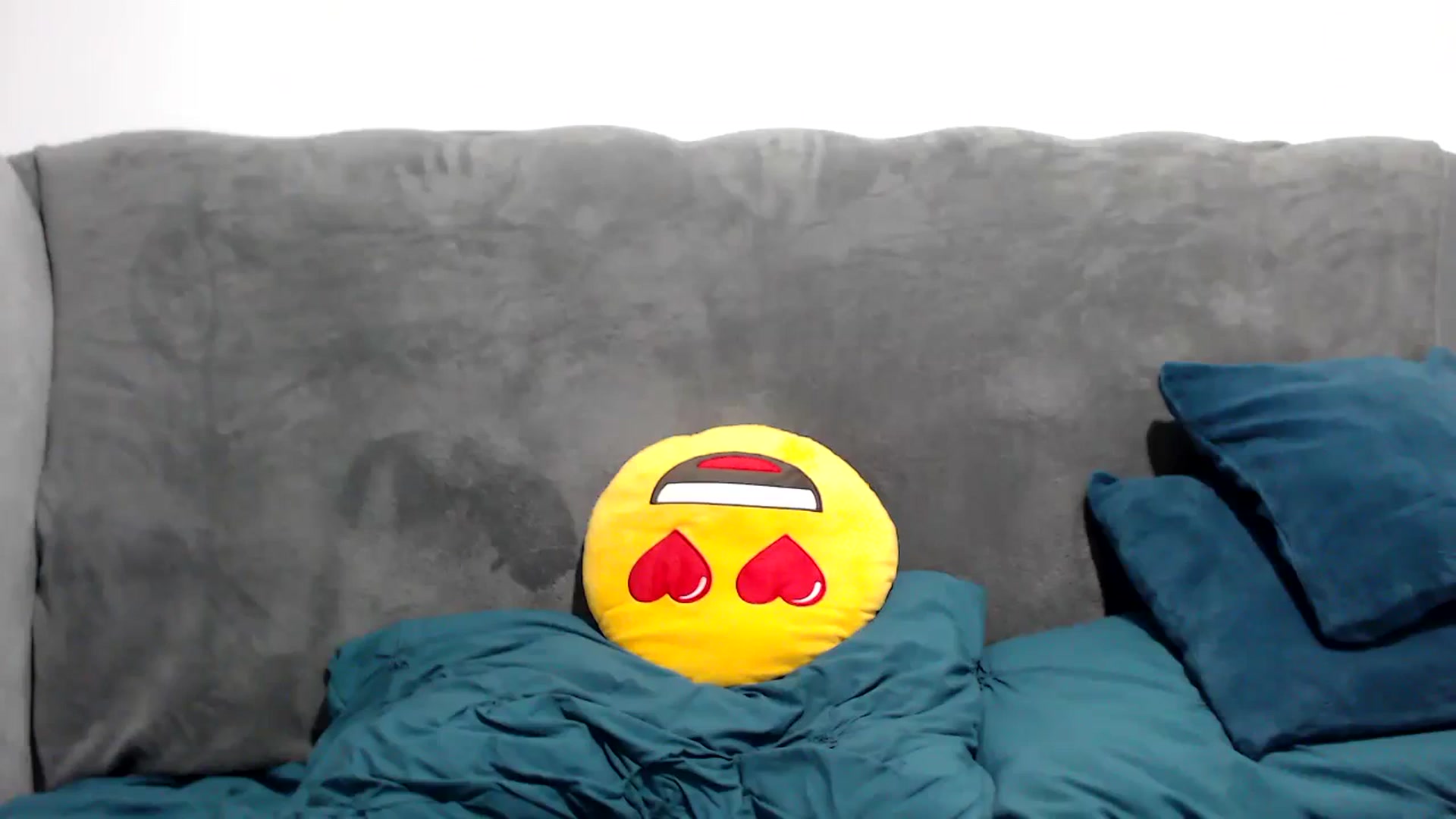MissDivinna video thumbnail