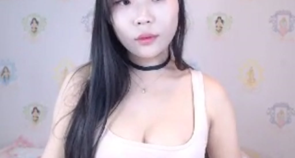 LeenaQ video thumbnail