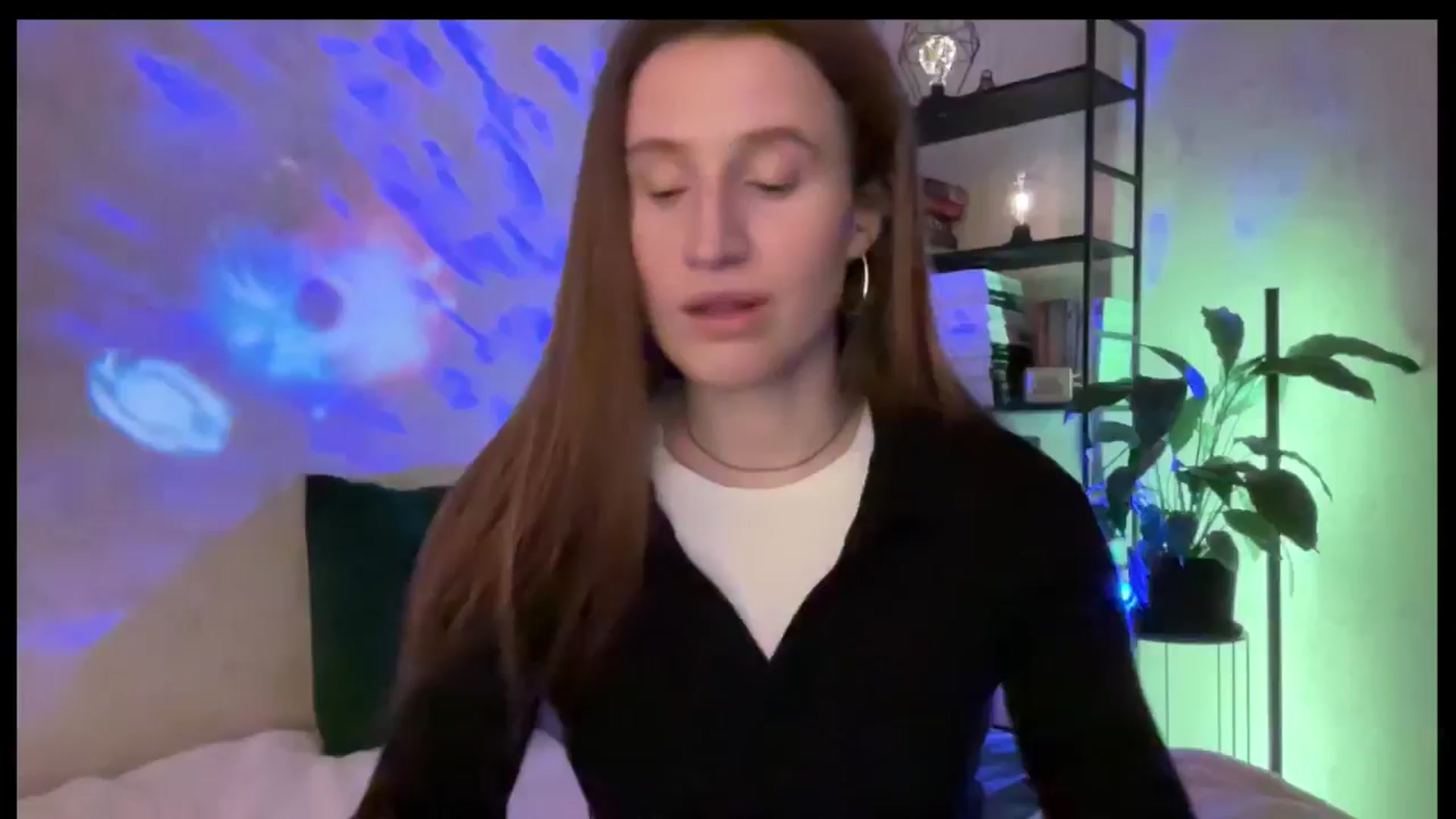 LovelyBvnny video thumbnail