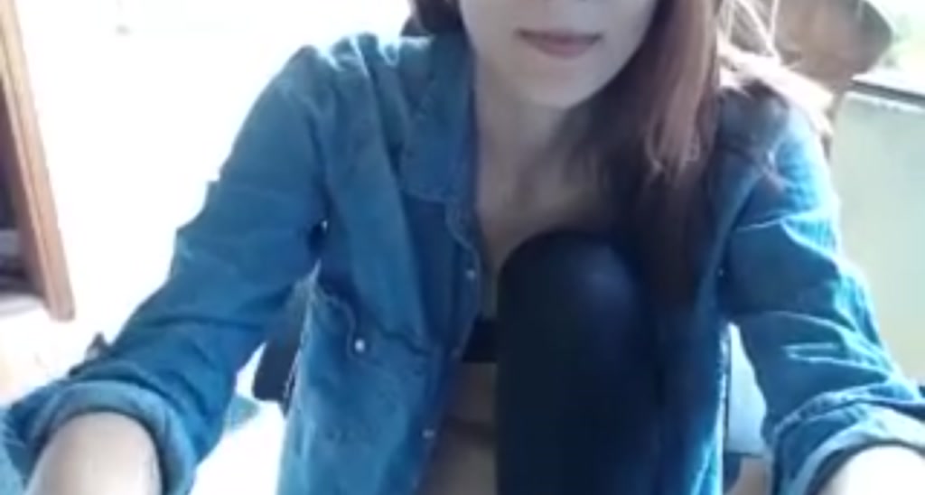 Annie_Holmes video thumbnail