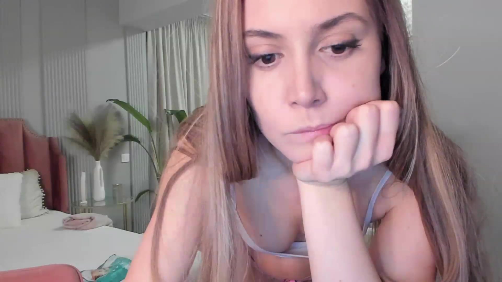 NellieCutest video thumbnail