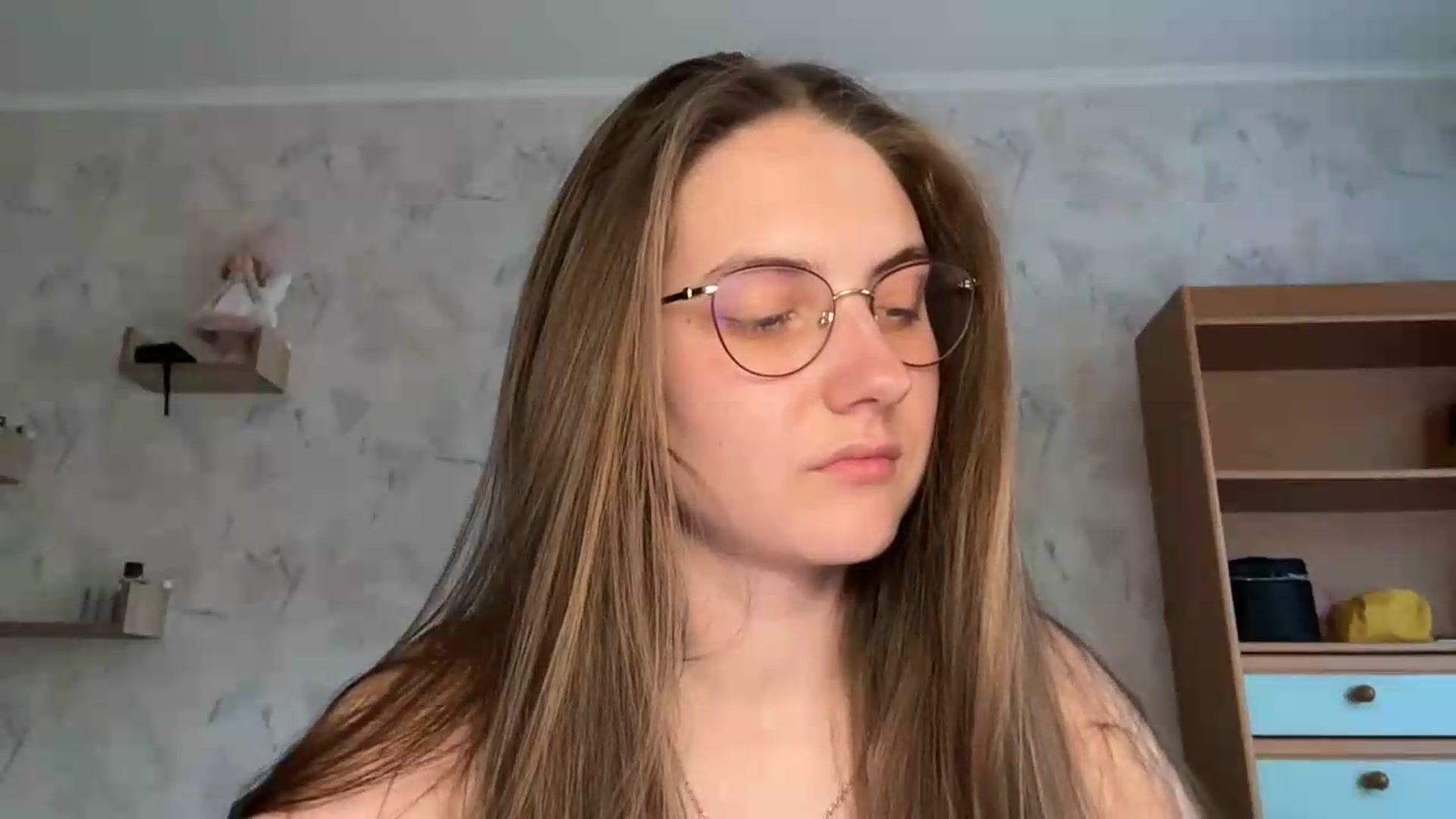 ElaraCrimson video thumbnail