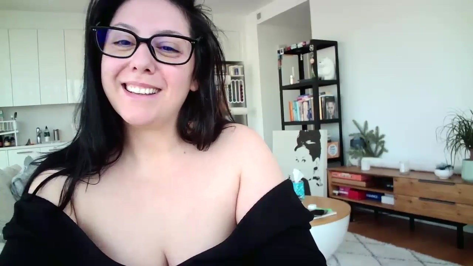 SILKYWOMAN video thumbnail