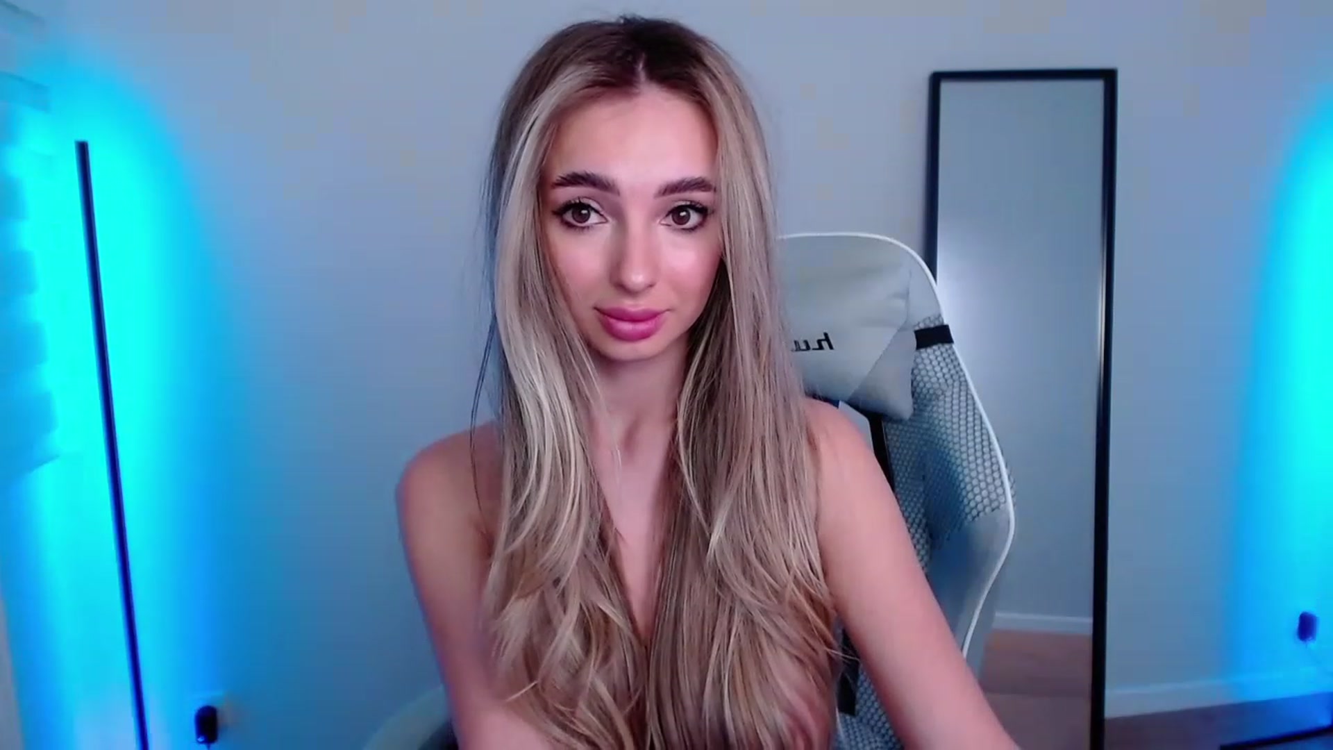 AngelLove__ video thumbnail