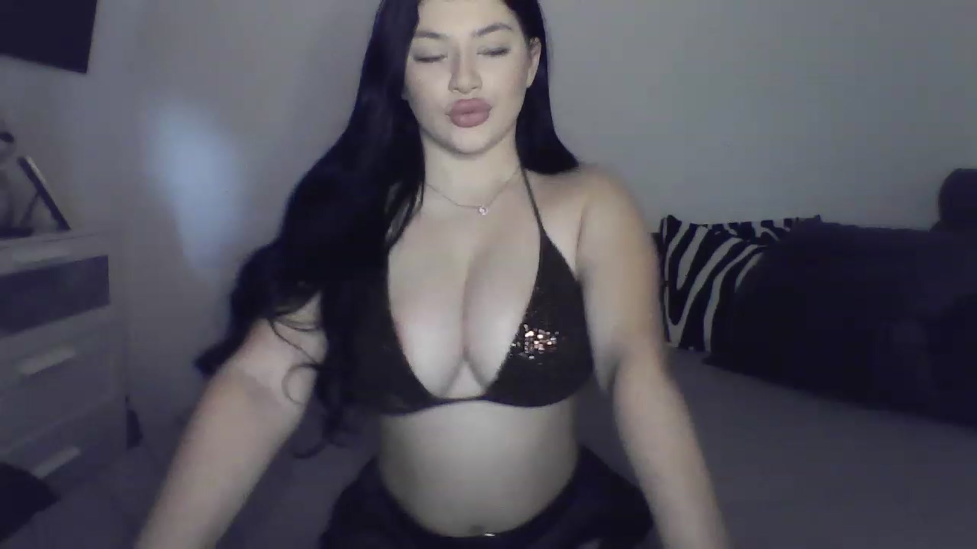 Julia____ video thumbnail
