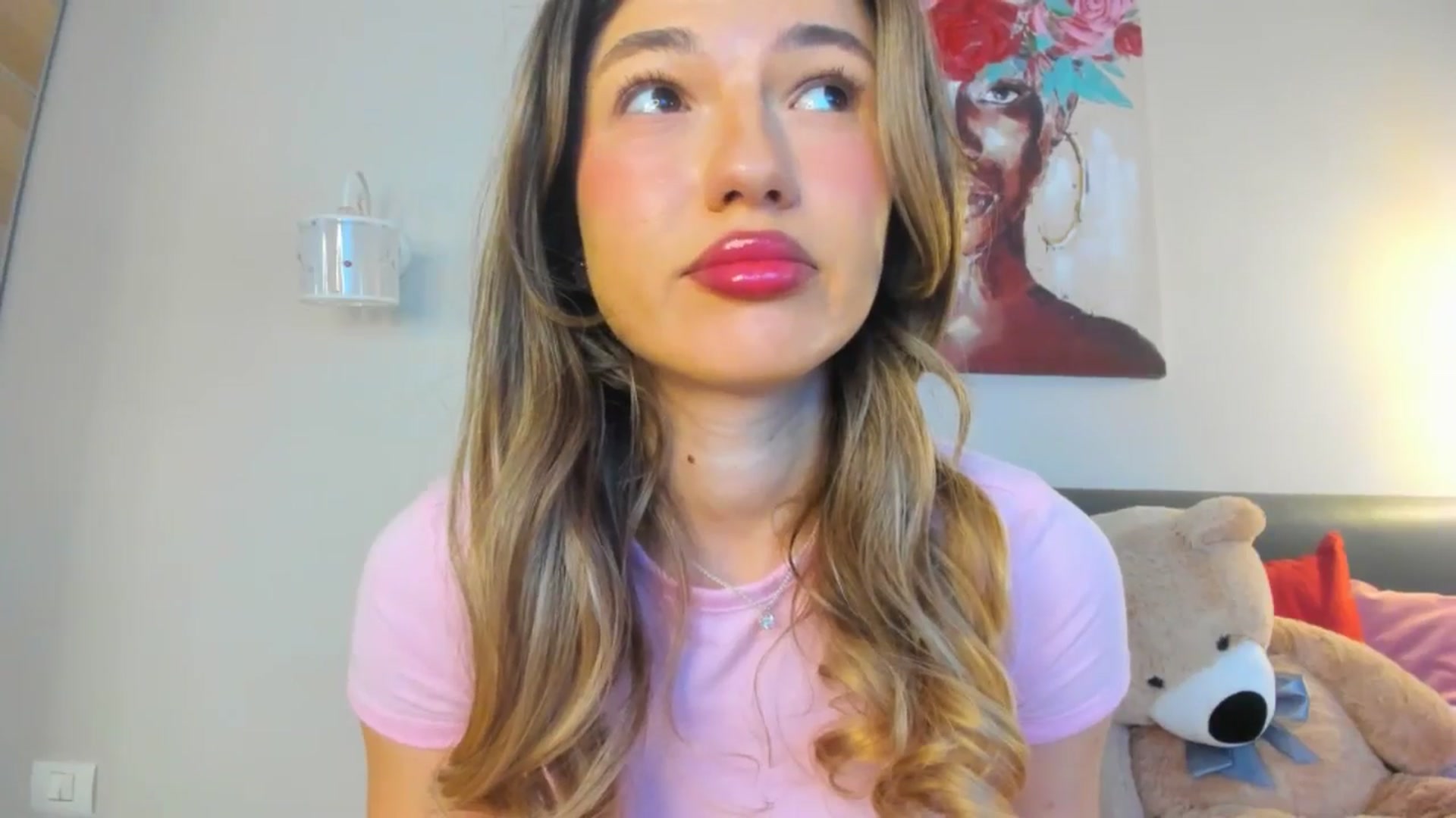Dariadely video thumbnail