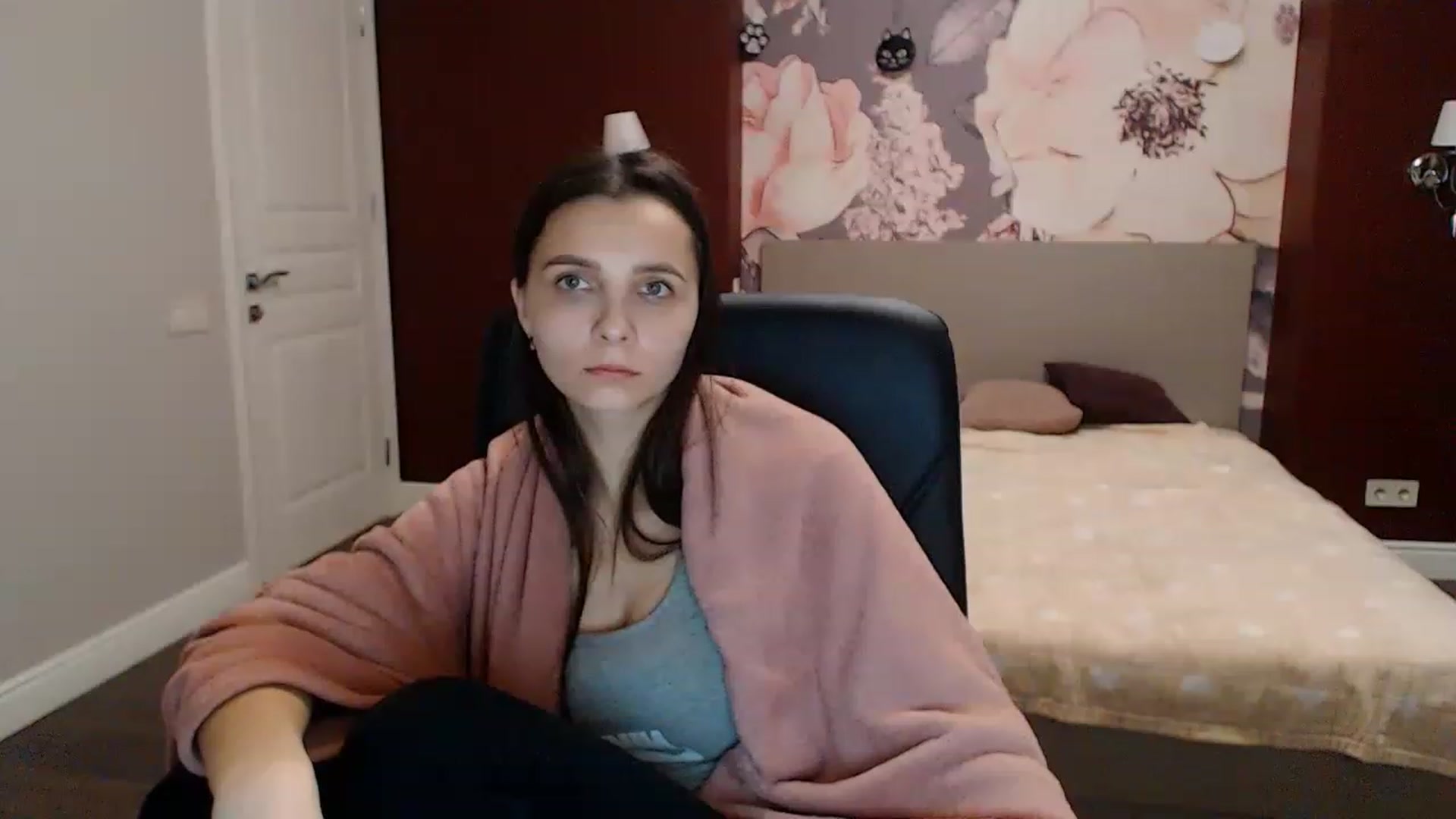Karina_Mils video thumbnail