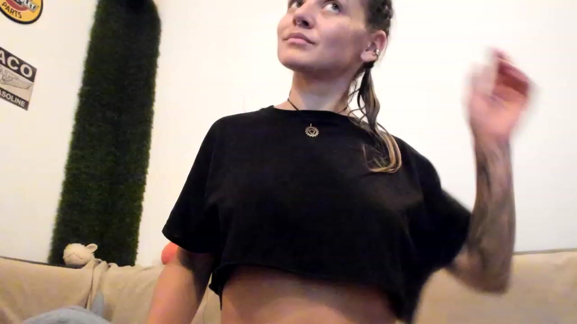 PisuVamp_ video thumbnail
