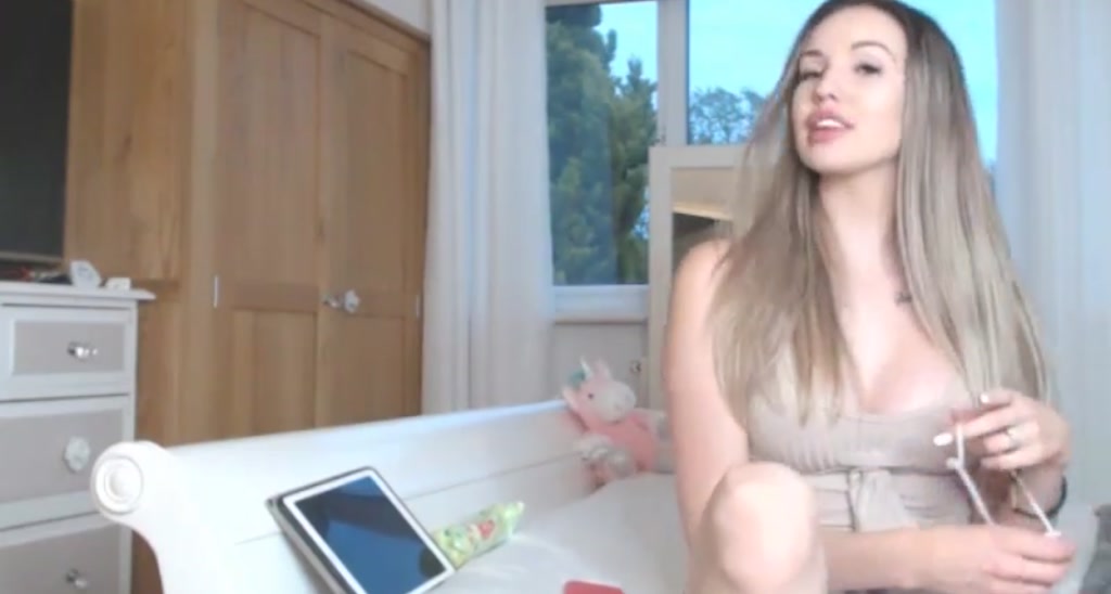 Hotbeauty00 video thumbnail