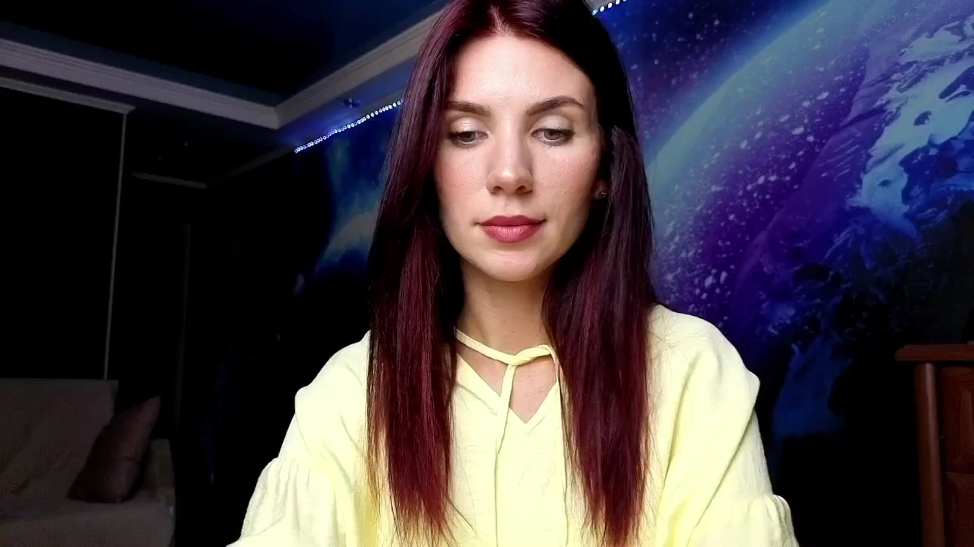 MiaLuxe video thumbnail