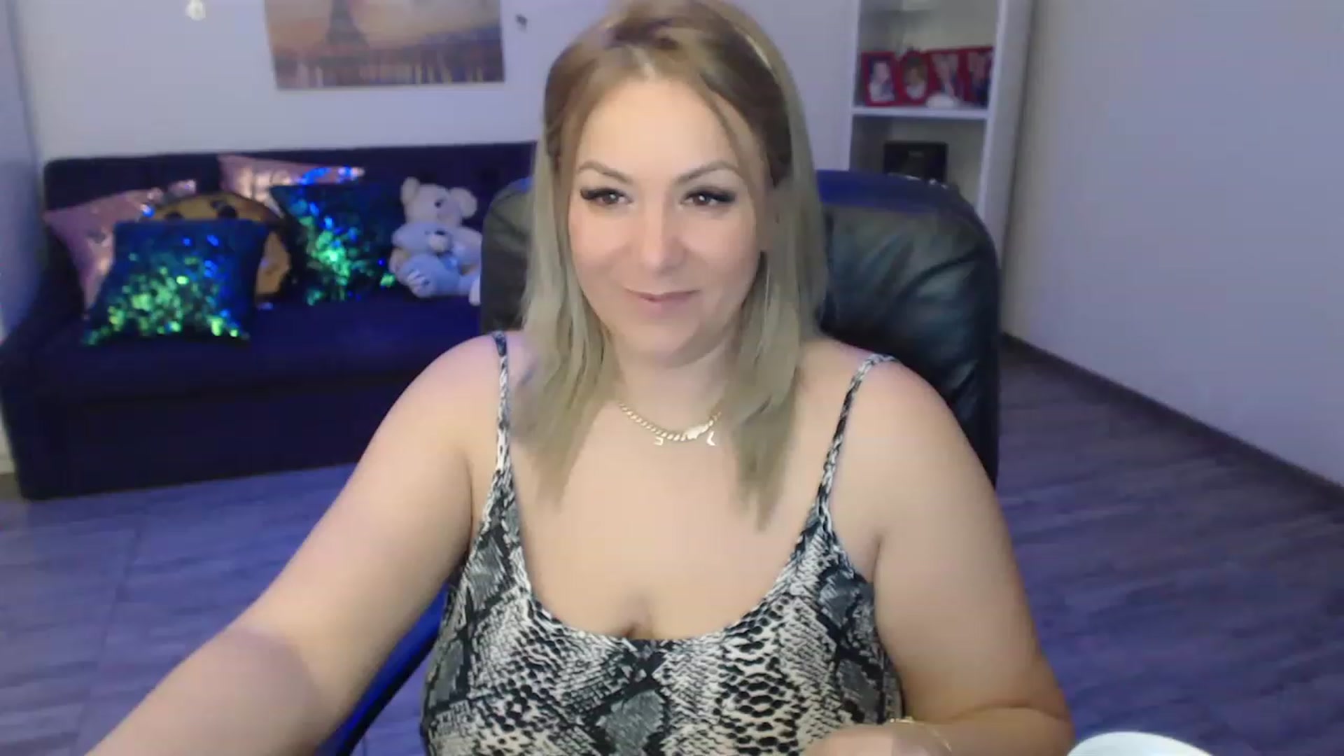 A_baby_Boo video thumbnail