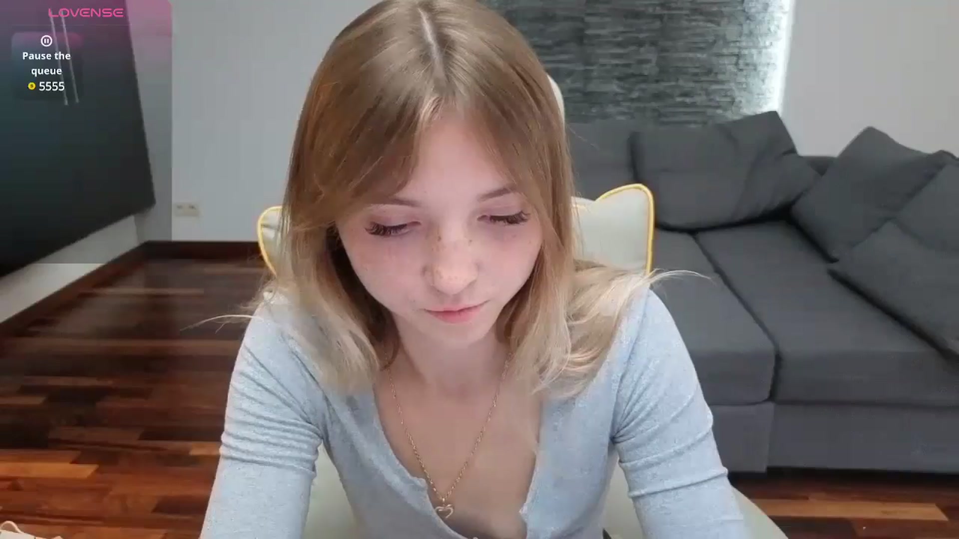 Daisyy video thumbnail
