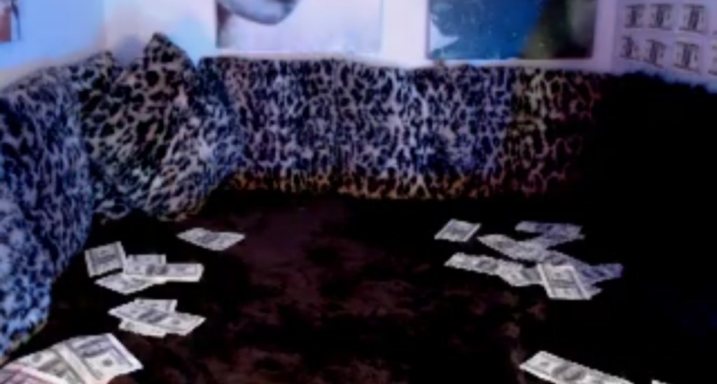 SofiaNiix video thumbnail