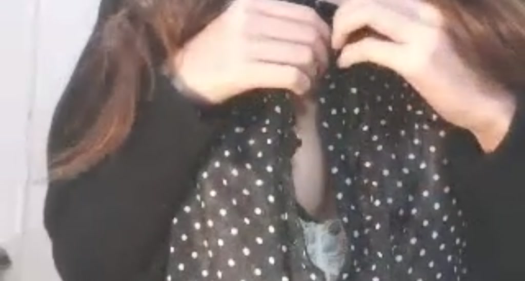XxMayuka video thumbnail