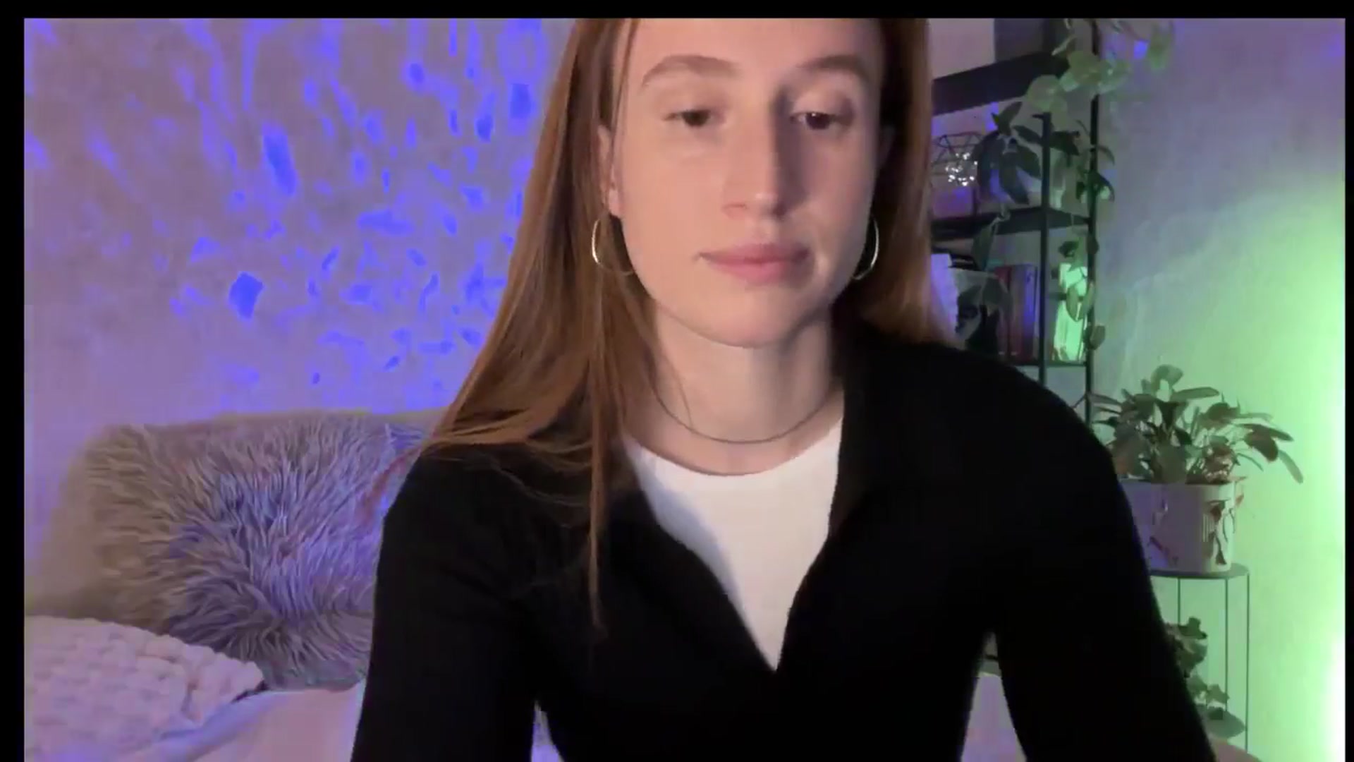 LovelyBvnny video thumbnail
