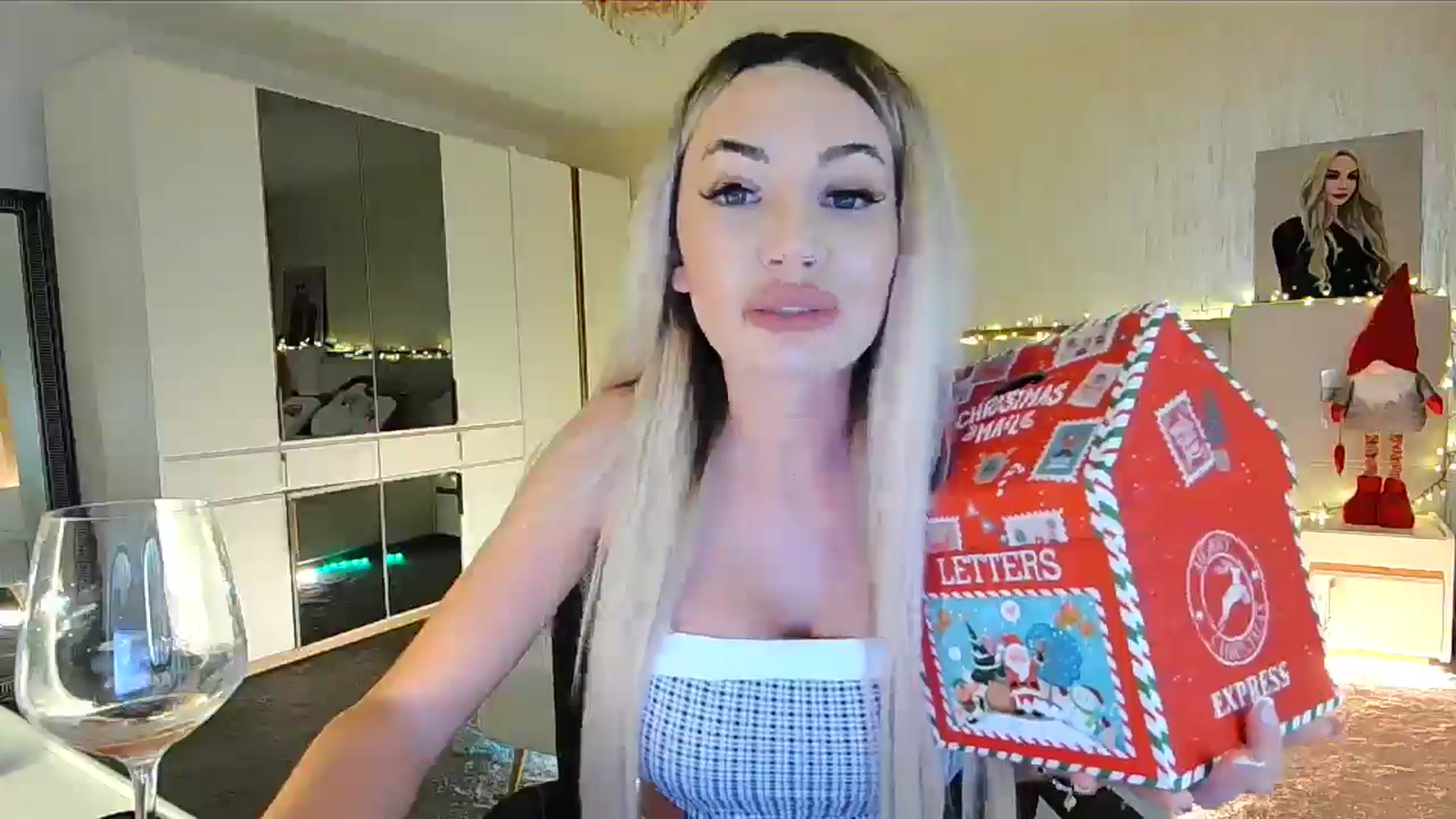 BlondeIsBack video thumbnail