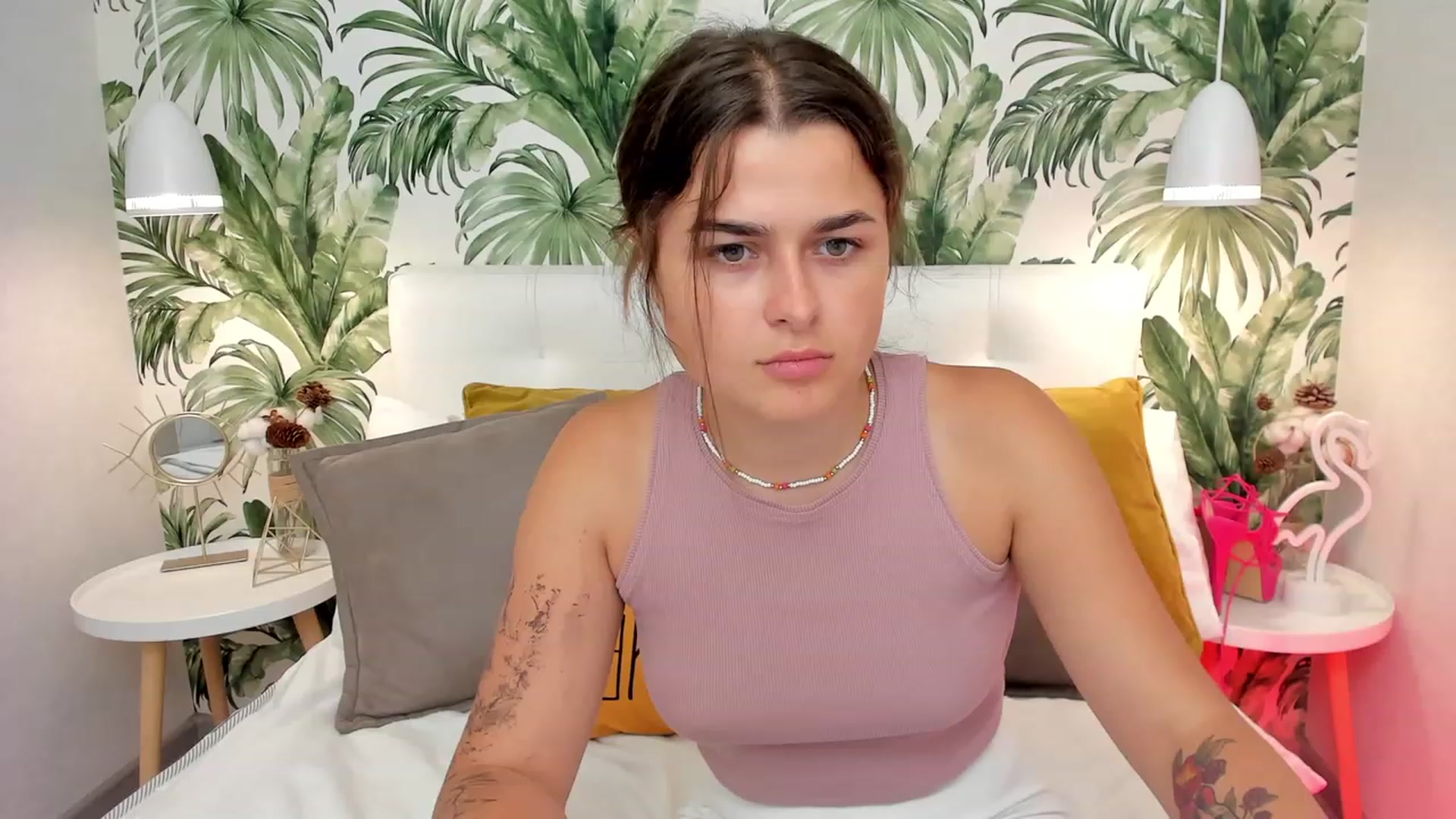 CrystalXX video thumbnail