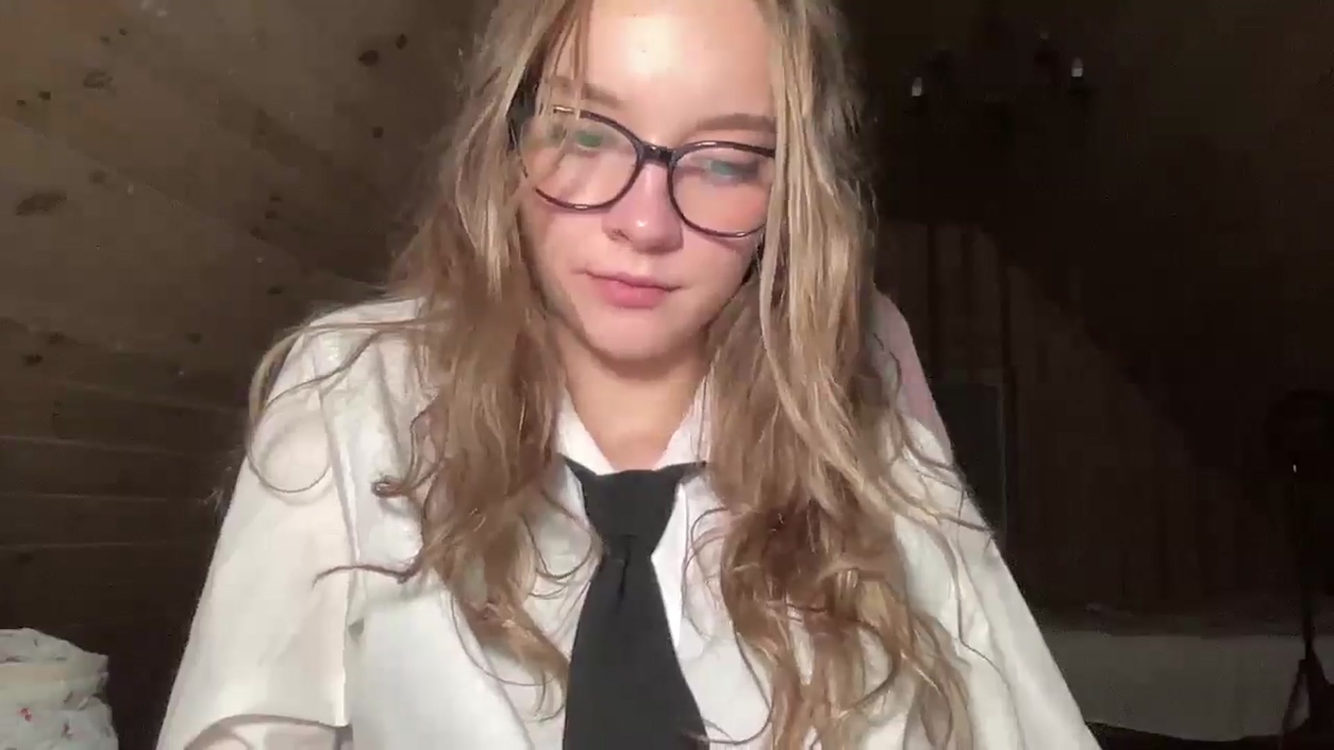Shinie_ video thumbnail