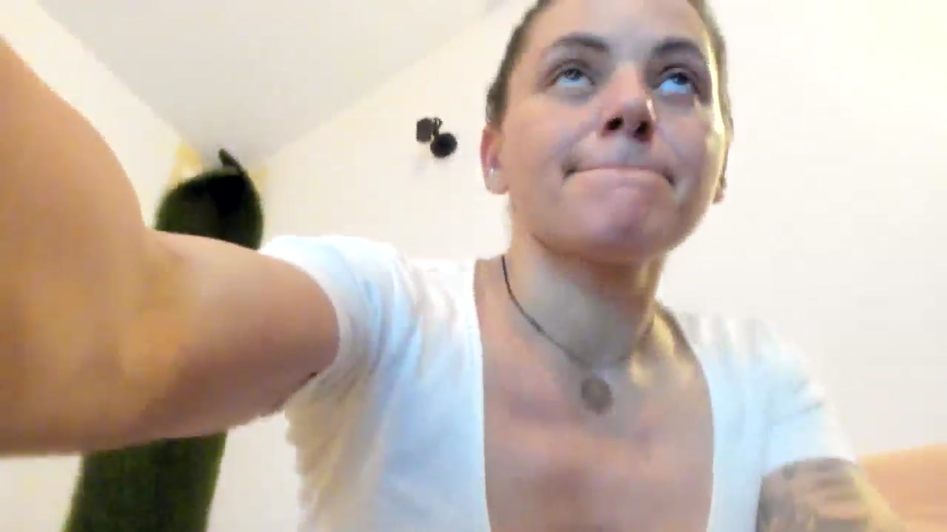 PisuVamp_ video thumbnail