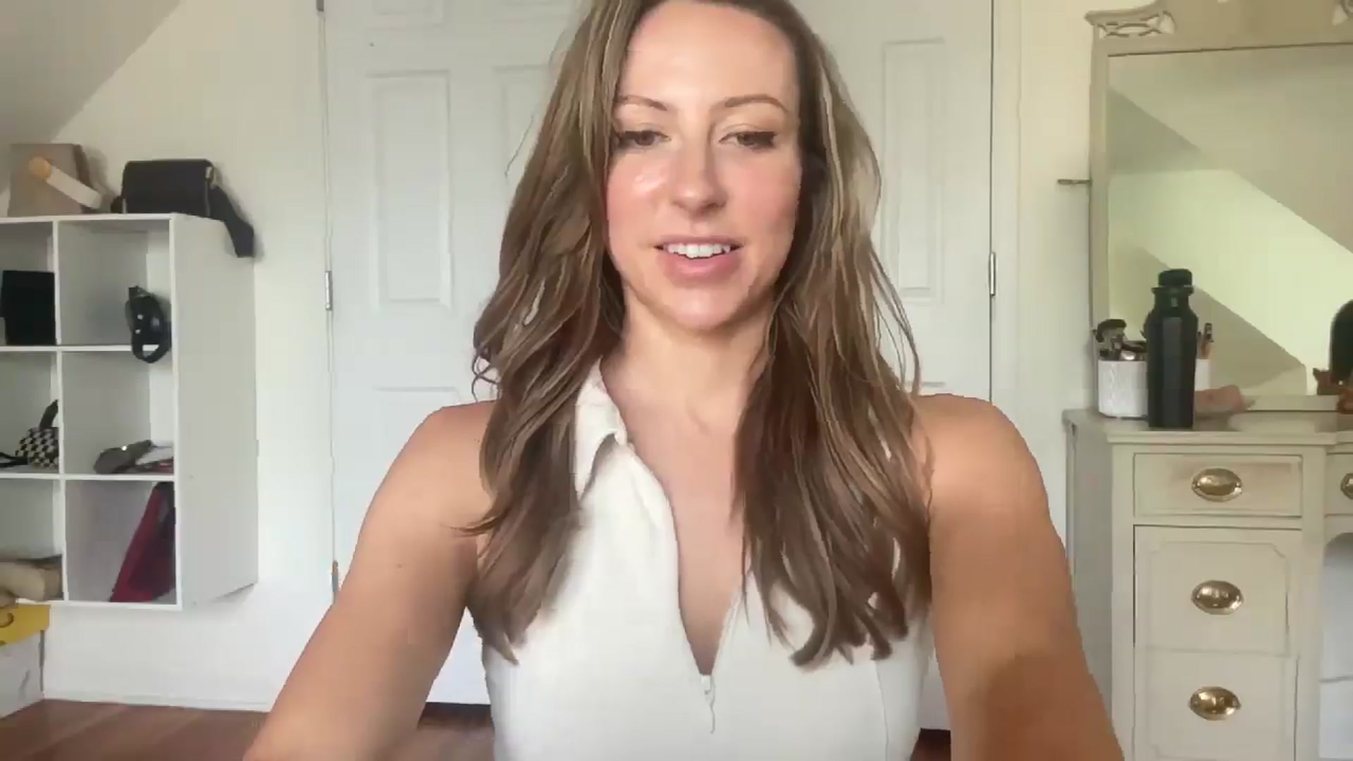 bellabaxxxter video thumbnail
