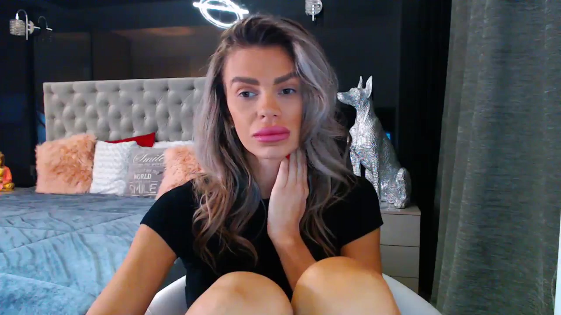 D_y_y video thumbnail